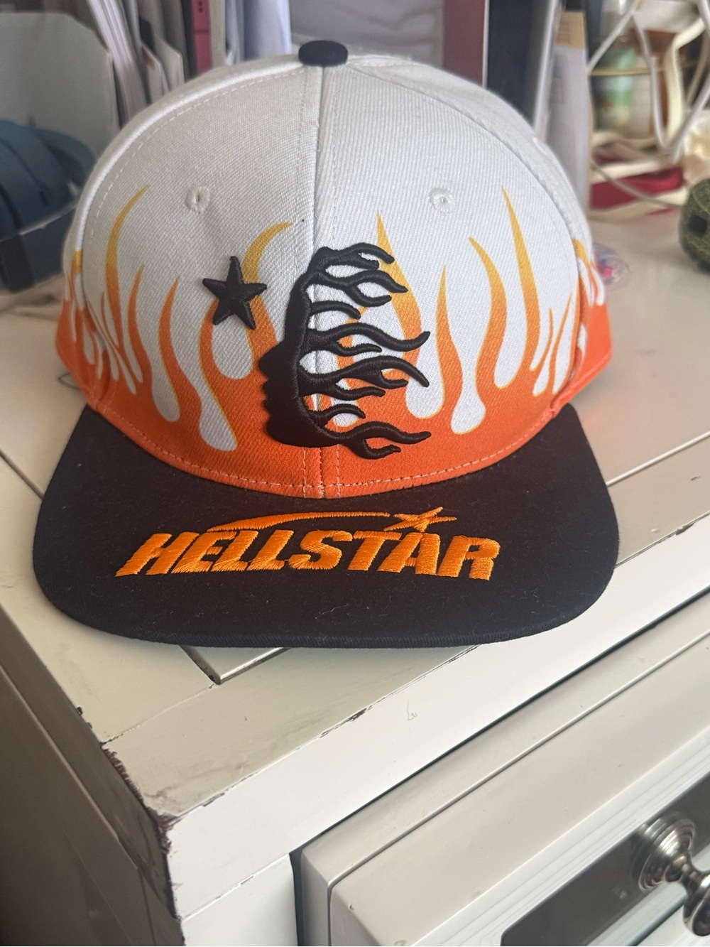 Hellstar Men’s Flame Embroidered Snapback Hat - White/Orange/Black